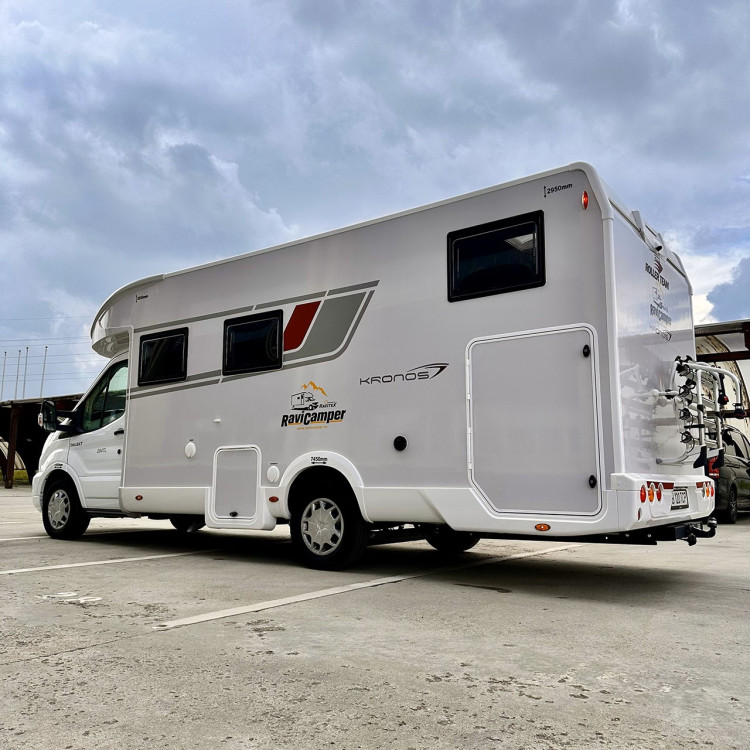 Imagine Autorulota de inchiriat FAMILY TCP Ravicamper Roller Team Kronos 284 TL