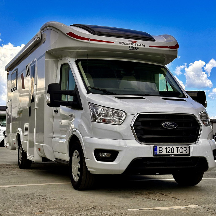 Imagine Autorulota de inchiriat FAMILY TCR Ravicamper Roller Team Kronos 266 TL