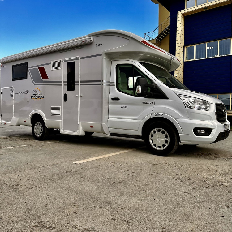 Imagine Autorulota de inchiriat FAMILY TCR Ravicamper Roller Team Kronos 266 TL